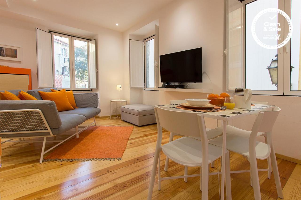 Cais Sodre Duplex By Homing *