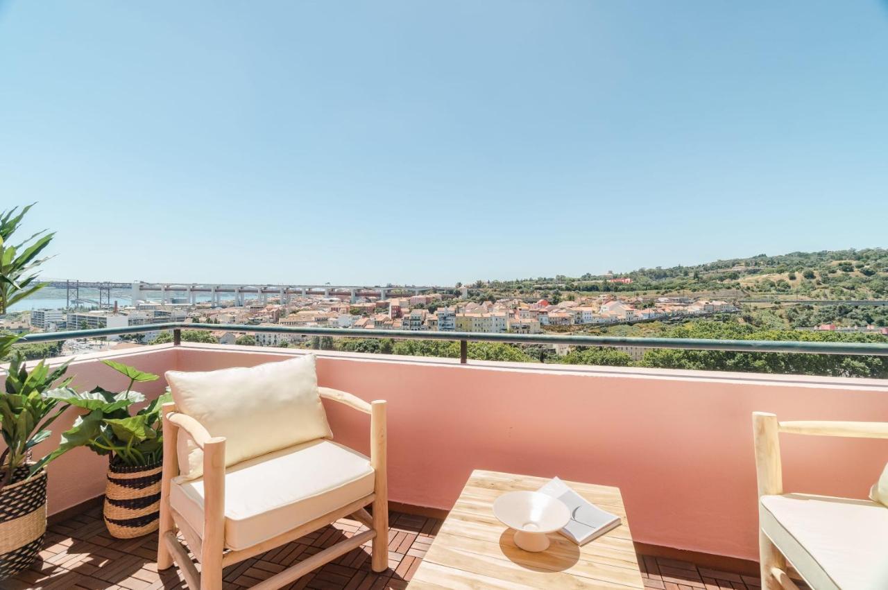 Appartement Casa Boma - Unique With Private Balcony And Panoramic Bridge View - Alcantara Iv Lissabon
