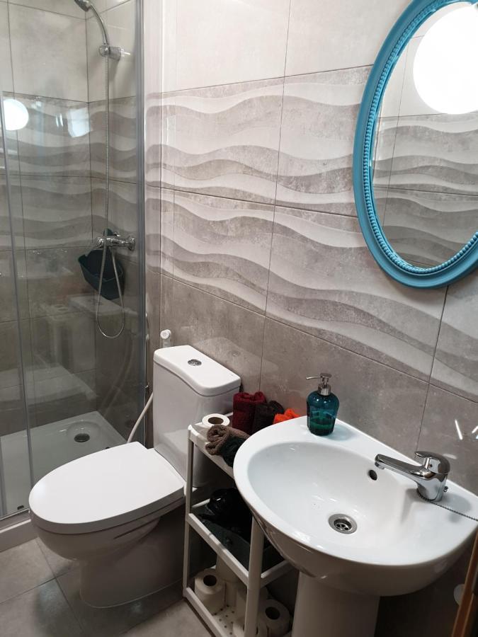 Auberge de jeunesse Terminal 4 *