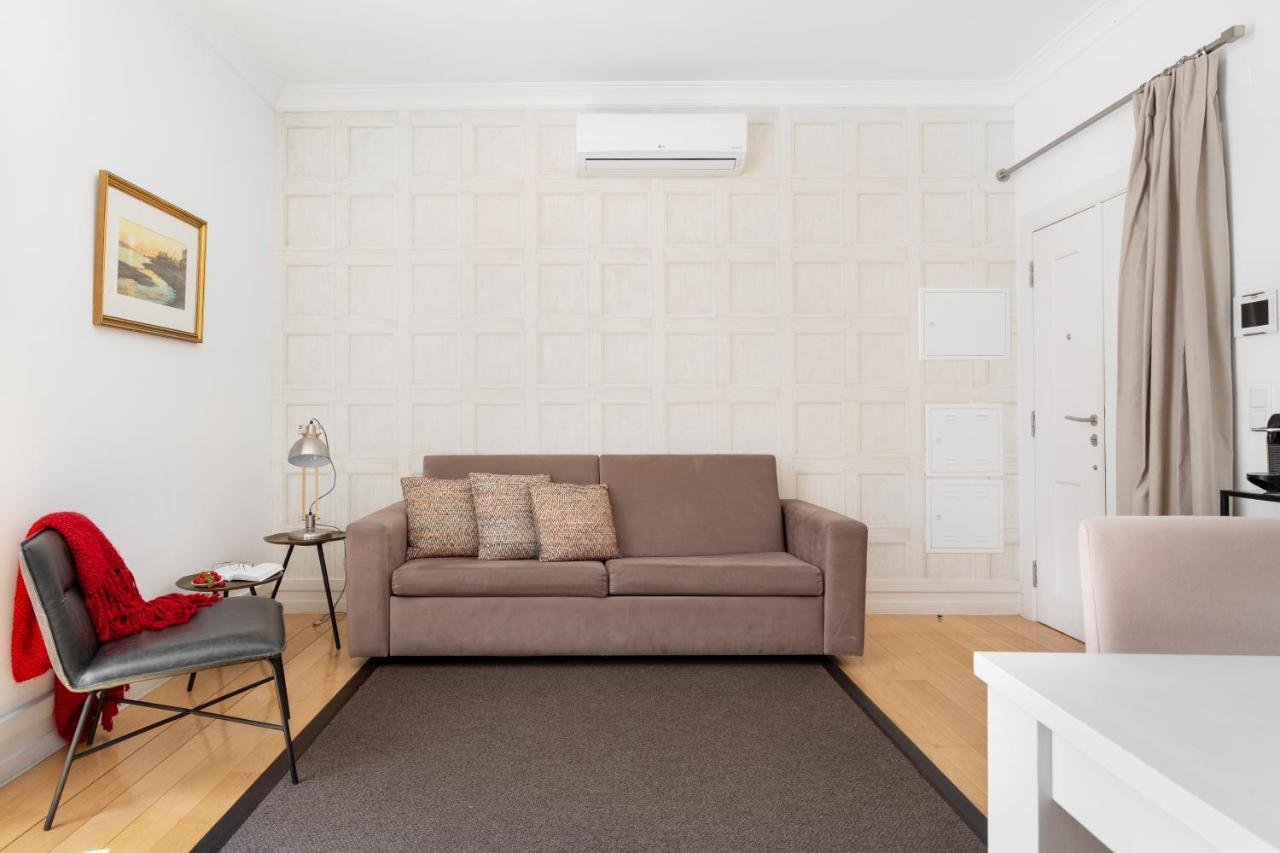 Apartment Chiado By Courtesy Morning Lisbon