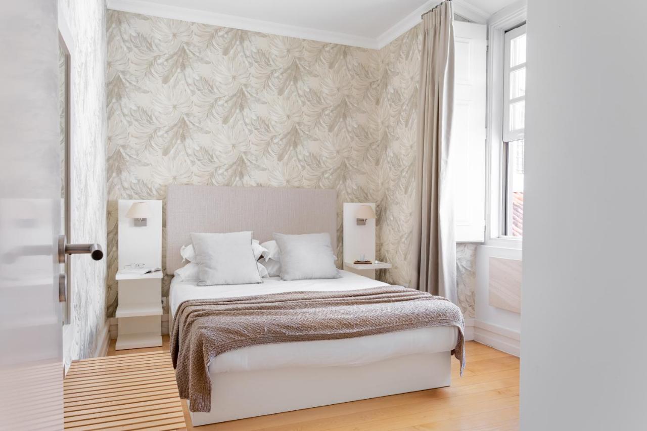 Chiado By Courtesy Morning * Lisbon