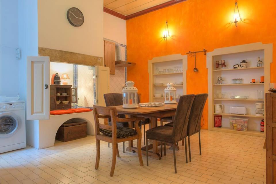 Brand New In Heart Of Apartment
