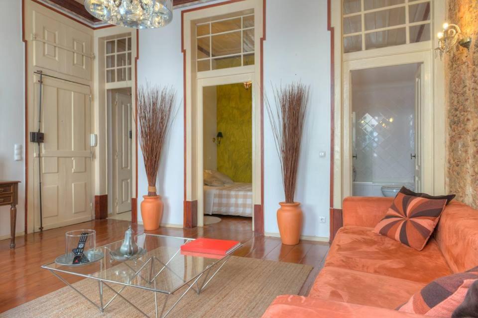 Apartment Brand New In Heart Of *