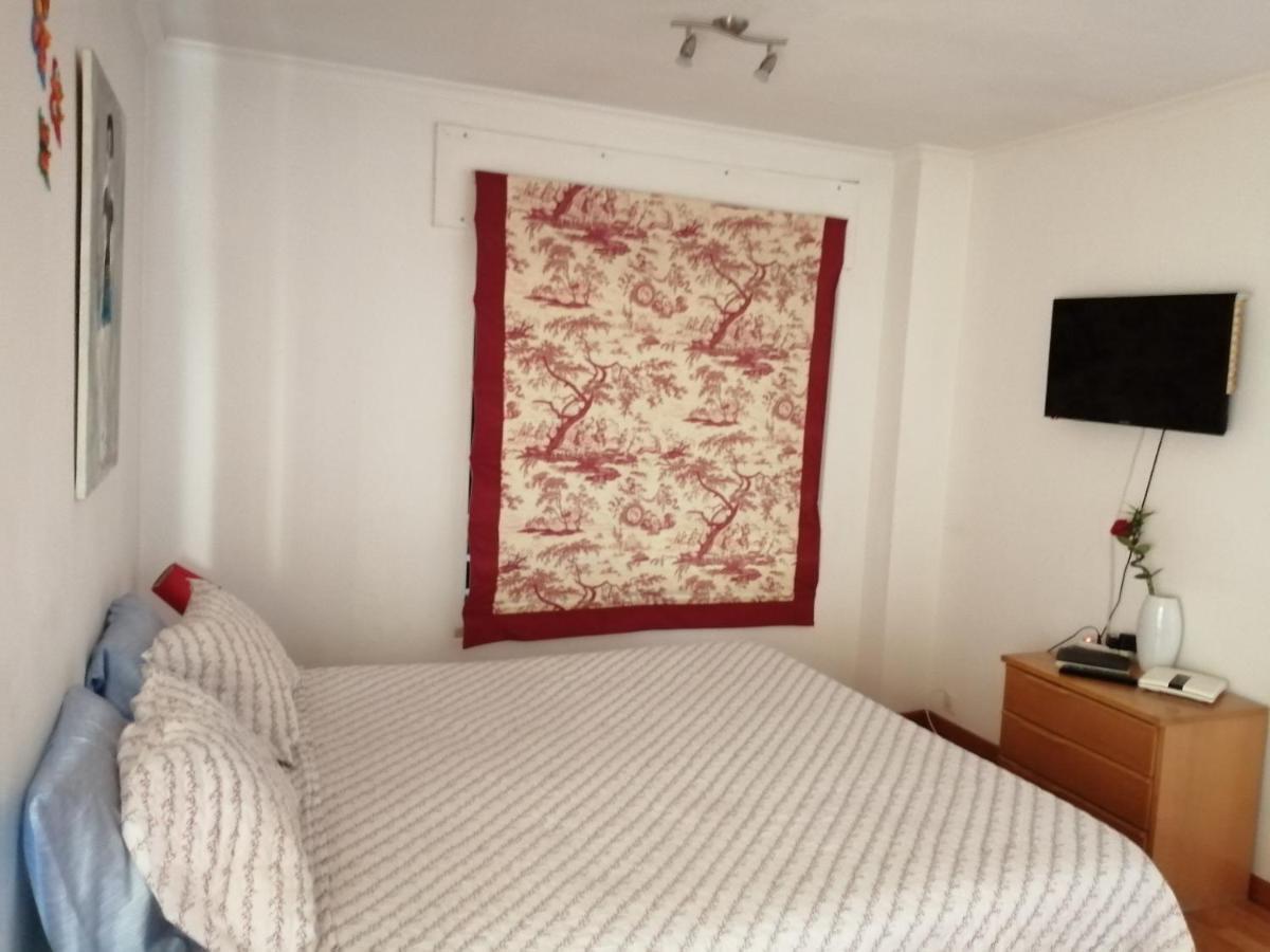 Telheiras 2 Appartement *