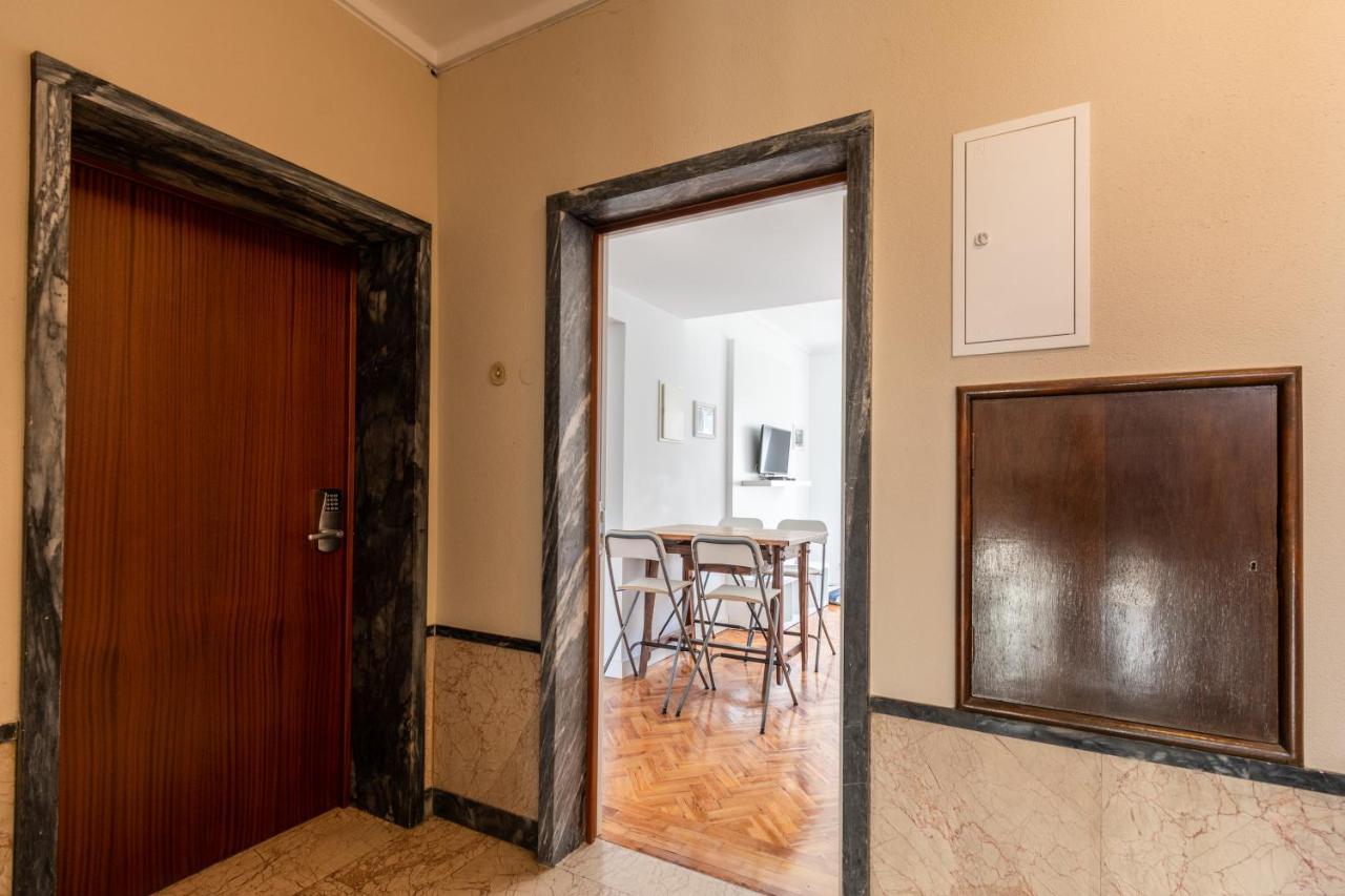 Apartment Carmo Lisbon