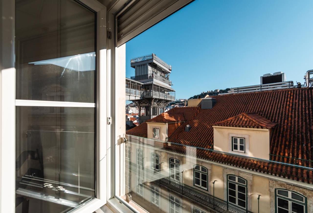 Apartment Carmo Lisbon