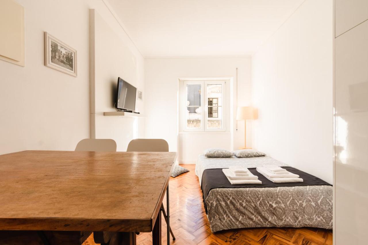 Apartment Carmo Lisbon