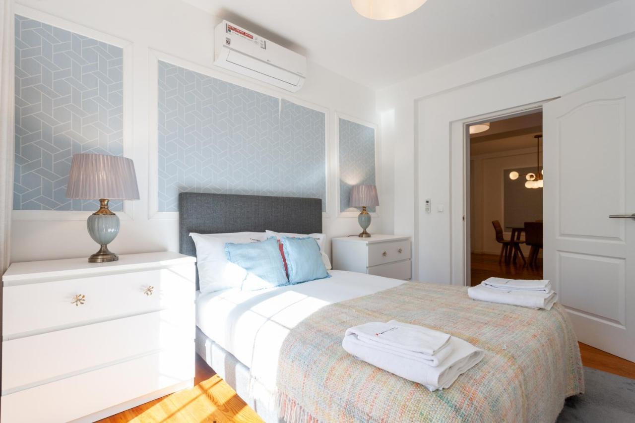 Flh Sao Bento With Balcony Lissabon