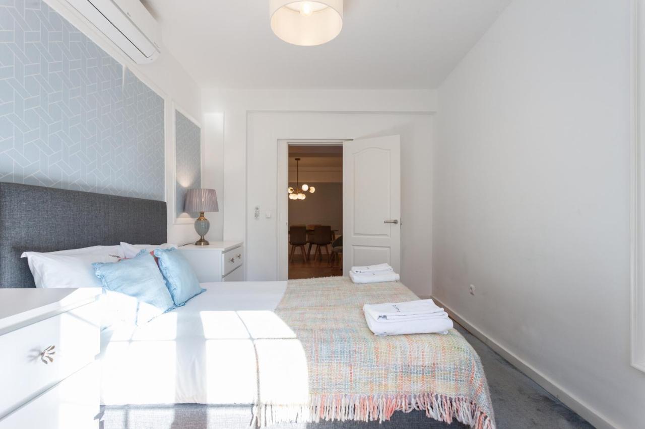 Flh Sao Bento With Balcony Lissabon