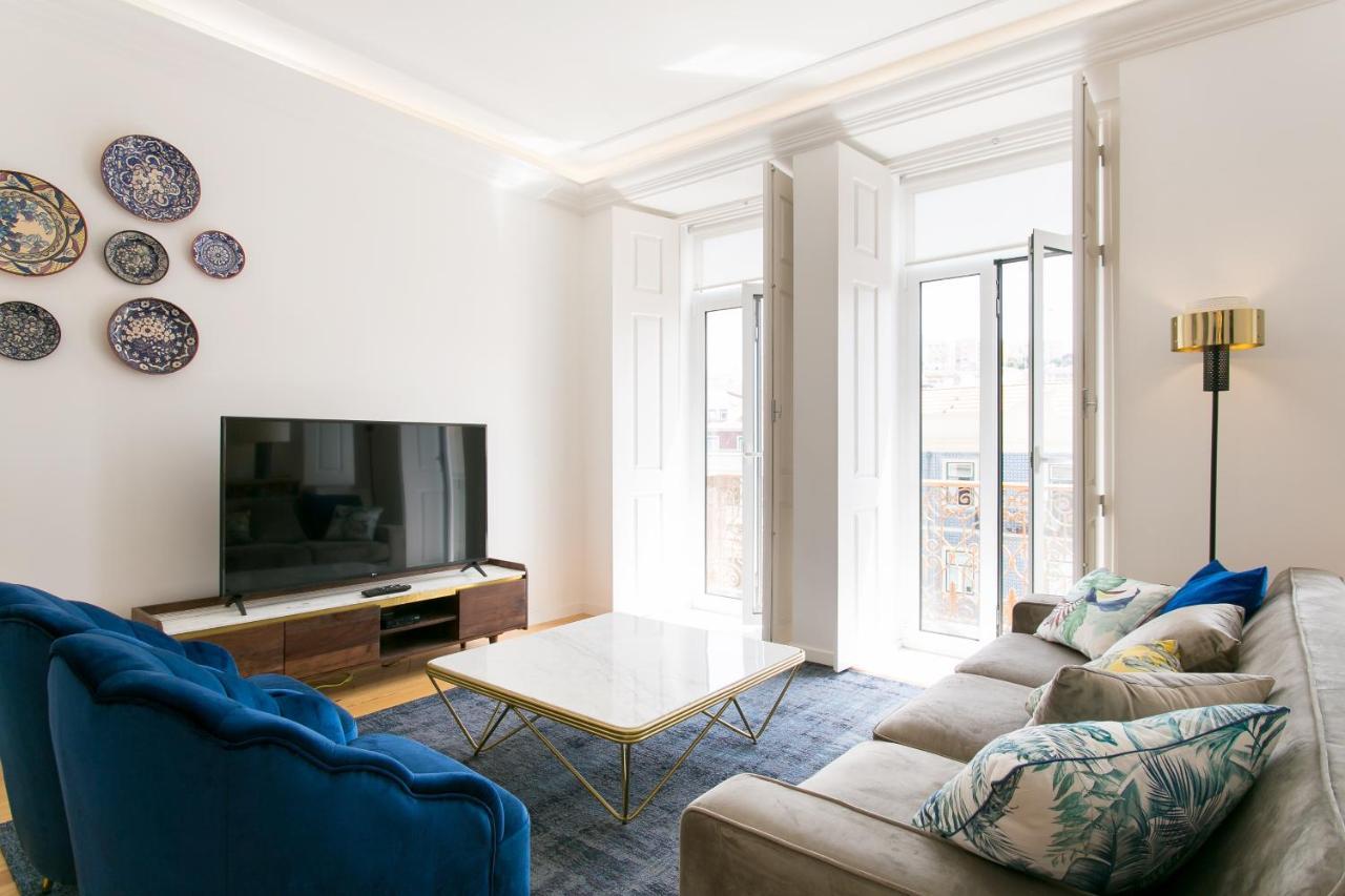 Appartement Luxury Retreat! 2 Suites, Balcony&views!! *