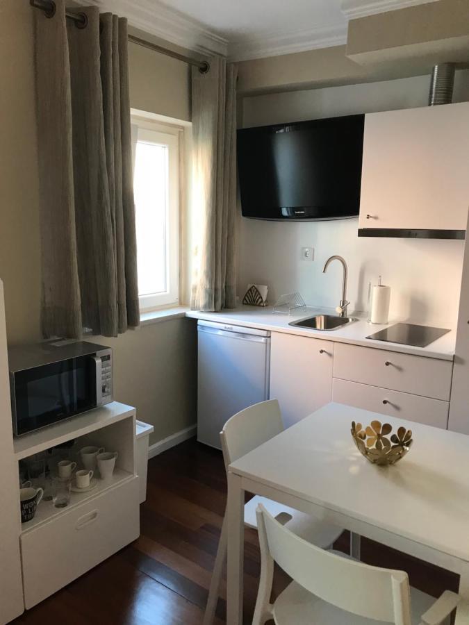 New And Unique Charming At Campolide - 2a Appartement Lissabon