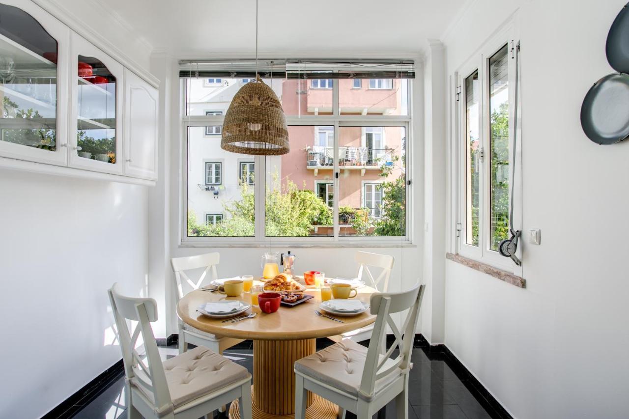 Sunny In The Heart Of Principe Real Apartment