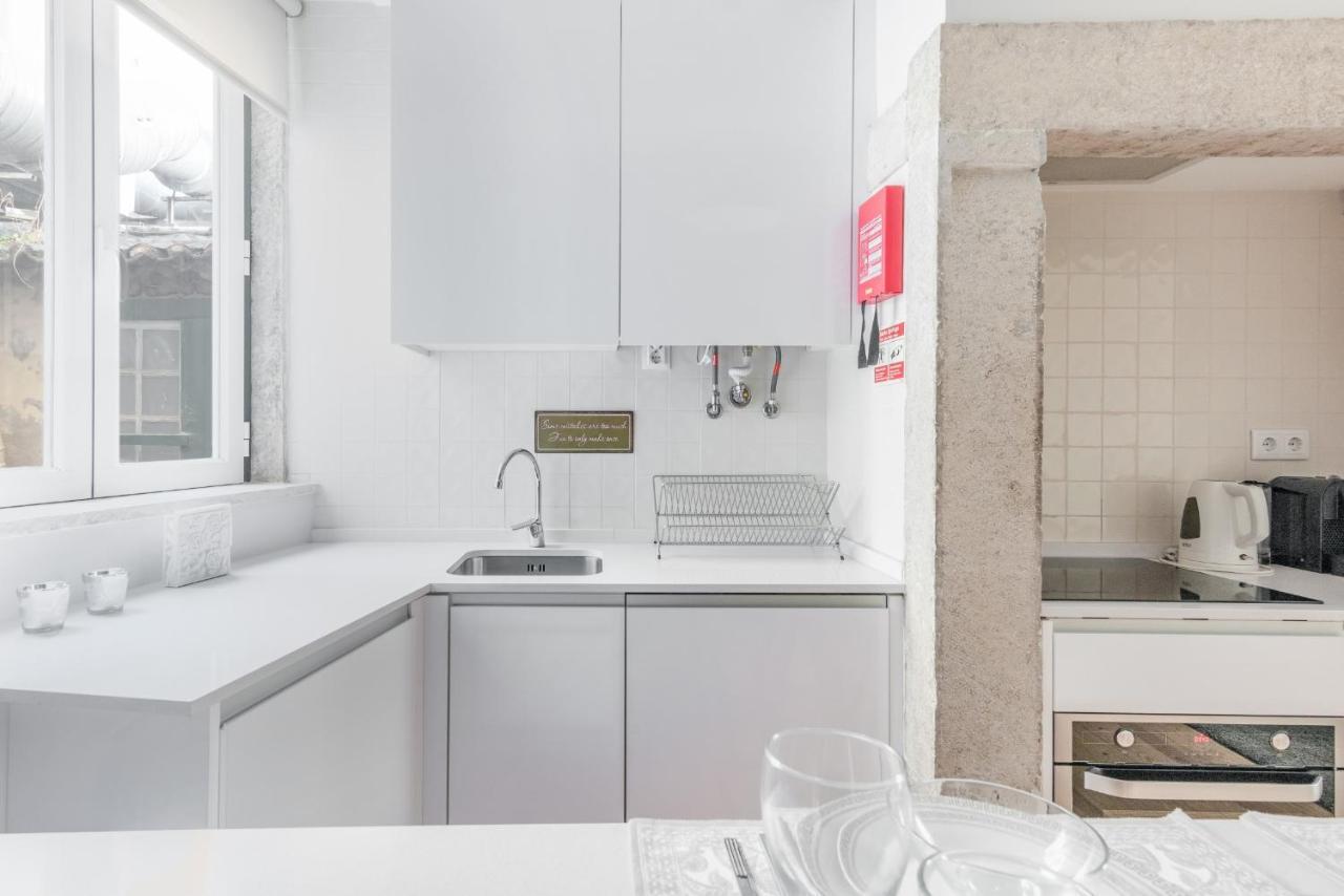 Center Iv Apartment *