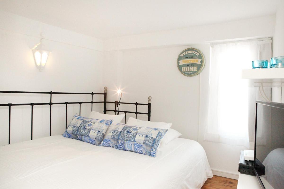 Best Terrace River View Apt In Alfama Lissabon