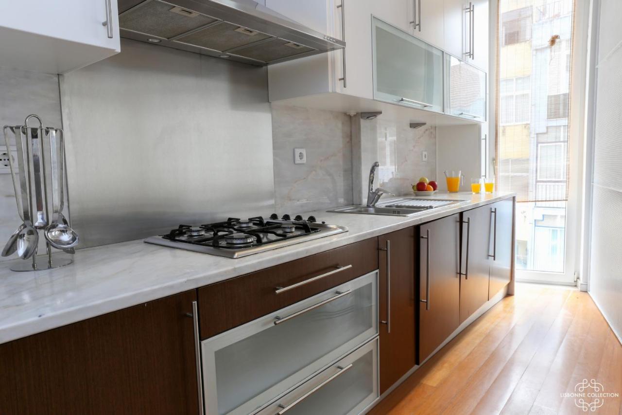 Apartment Comfort With Balcony By Lovelystay