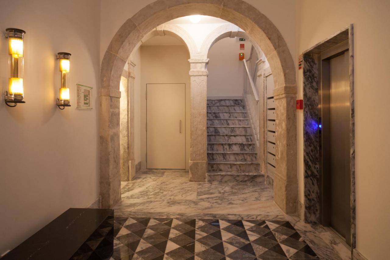 Flh Downtown Classic Luxus Apartamento *