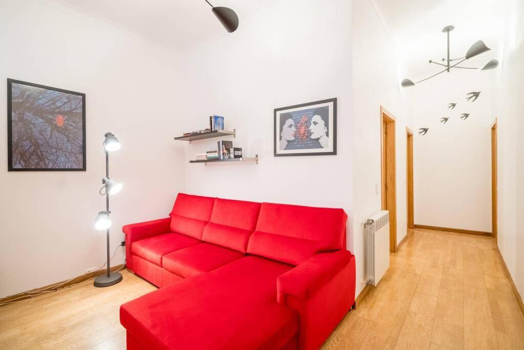 Beautiful Near The Center Of Appartement *