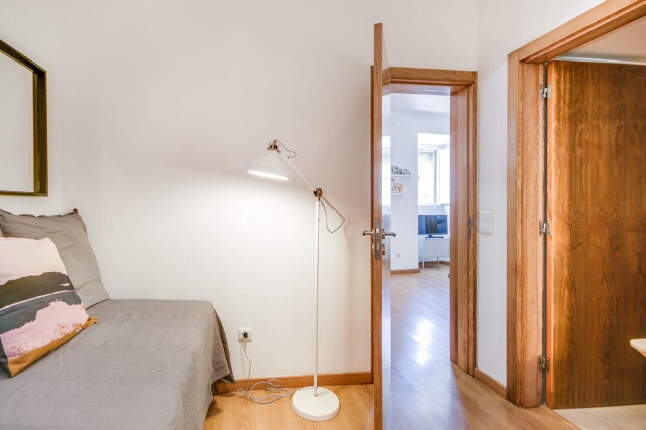 Guestready - Cream And Wood In Alcantara Apartment