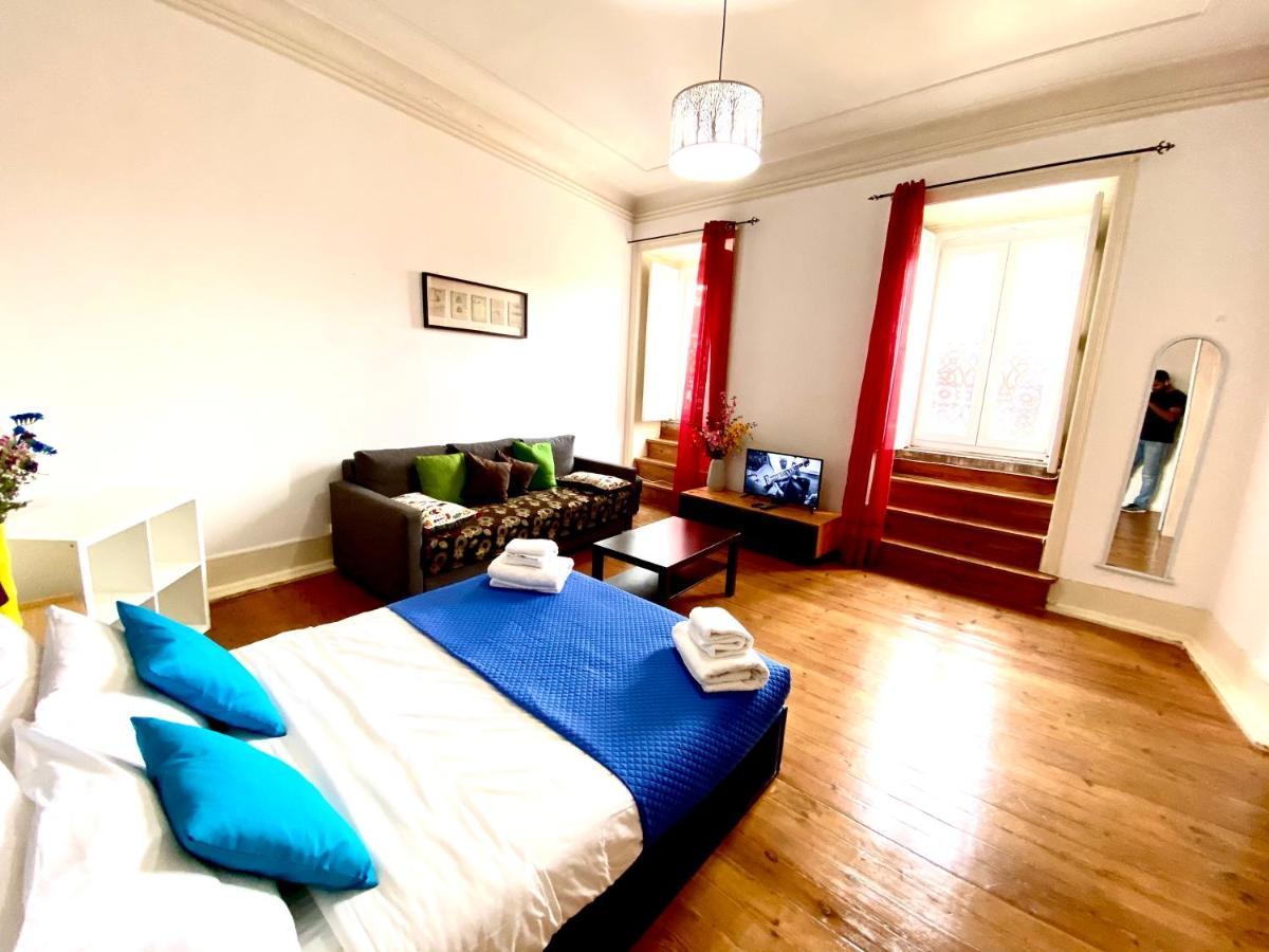 Classic Chiado 1 - With Shared Bathroom *