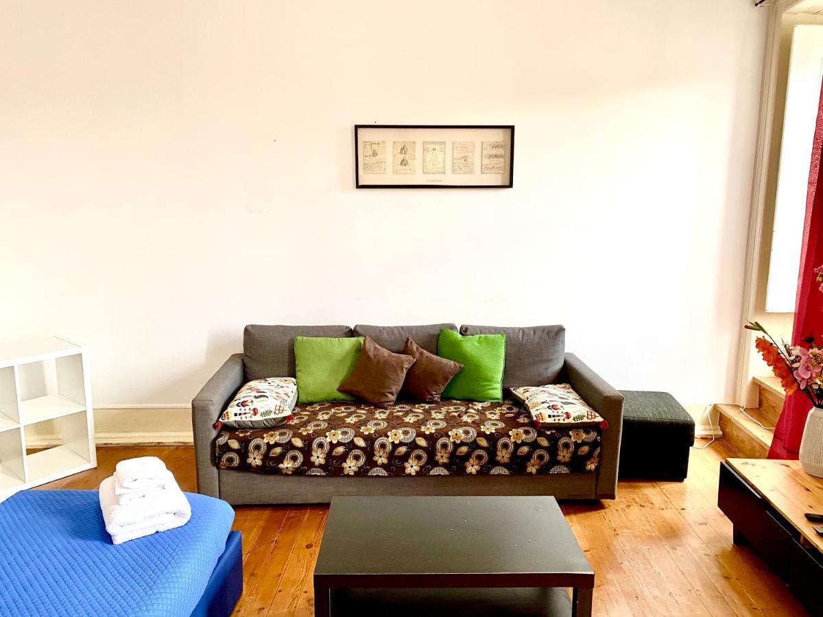 Classic Chiado 1 - With Shared Bathroom *