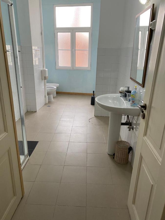 Gasthof Classic Chiado 1 - With Shared Bathroom Lissabon