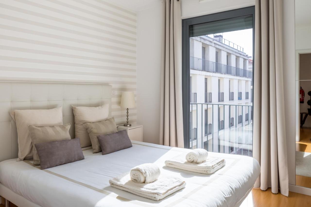 Portucale ! Downtown Premium With Parking Garage *