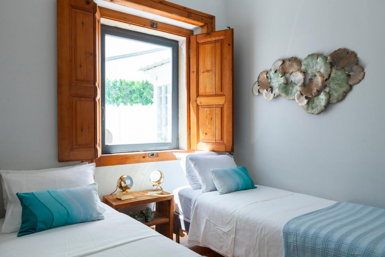 Alfama Terrace With Authentic Xviii Tiles And Historic Notes 3 Bedrooms & 2 Bathrooms Ac Appartement *