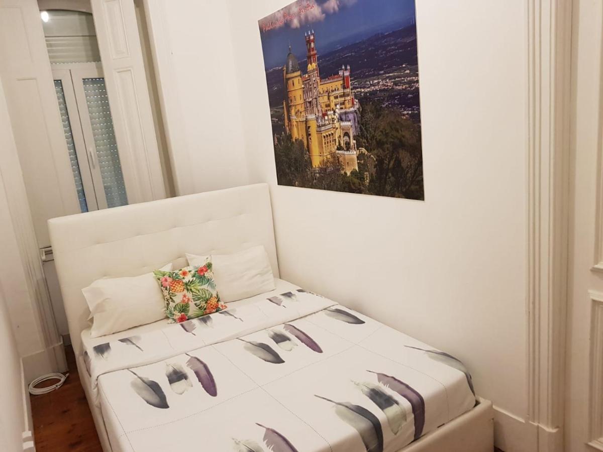 Hostel 7 Luz Lisbon