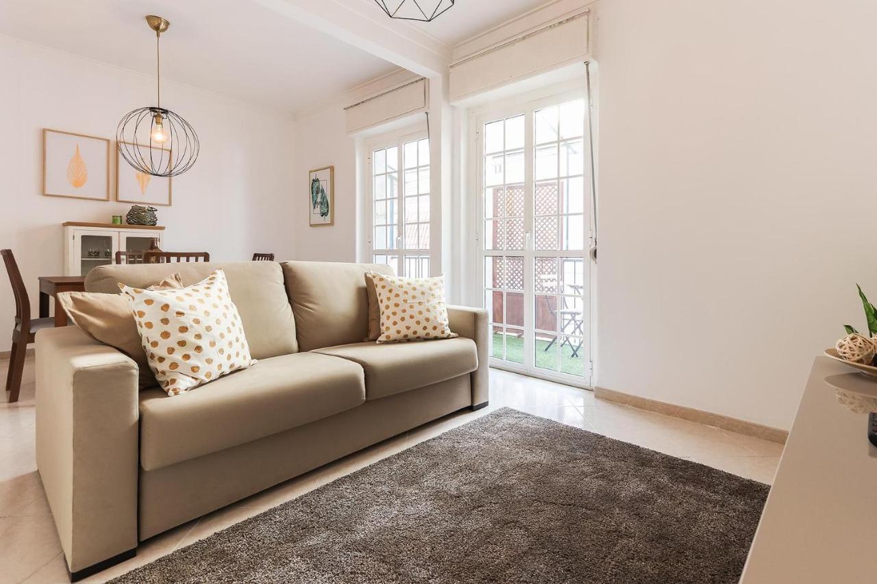 Principe Real Balcony By Homing Lissabon
