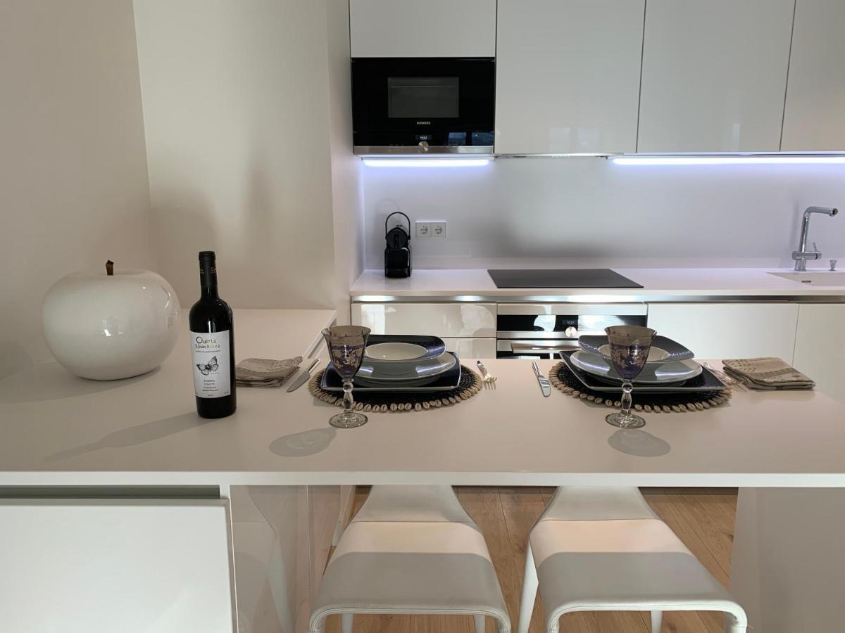 New!! Luxury Avenida Da Liberdade Flat- With Rooftop And Pool Appartement