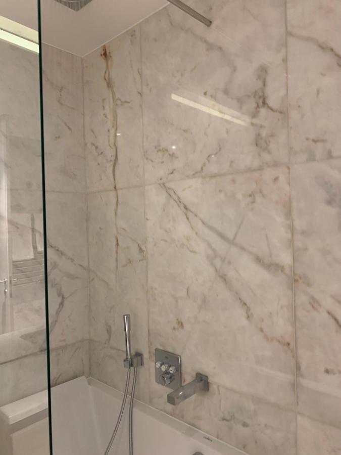 New!! Luxury Avenida Da Liberdade Flat- With Rooftop And Pool Appartement