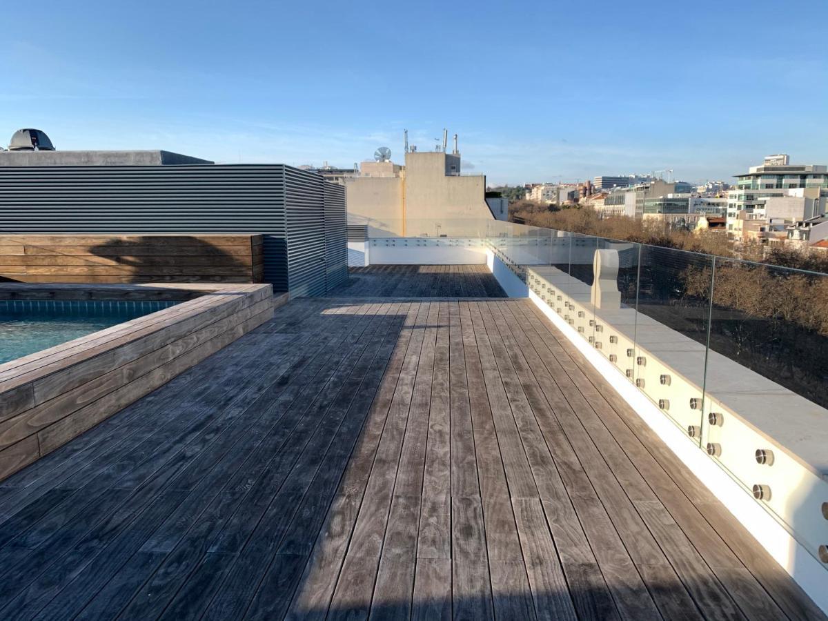 New!! Luxury Avenida Da Liberdade Flat- With Rooftop And Pool Appartement *