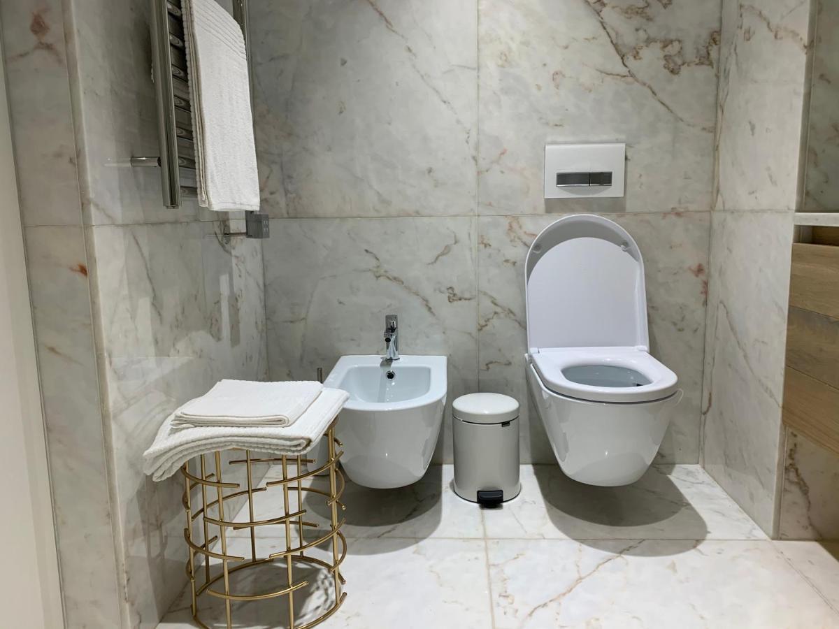 New!! Luxury Avenida Da Liberdade Flat- With Rooftop And Pool Appartement *