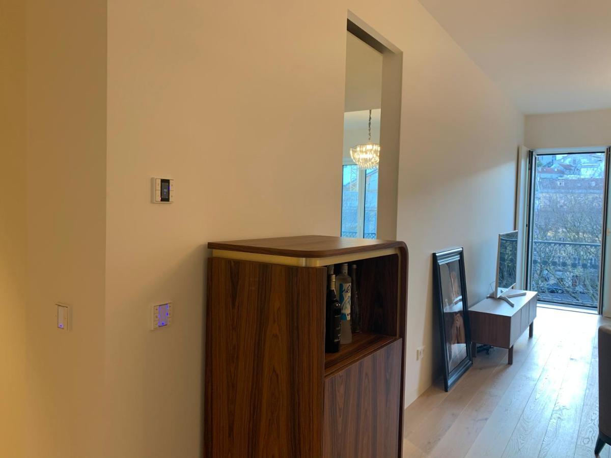 New!! Luxury Avenida Da Liberdade Flat- With Rooftop And Pool Appartement