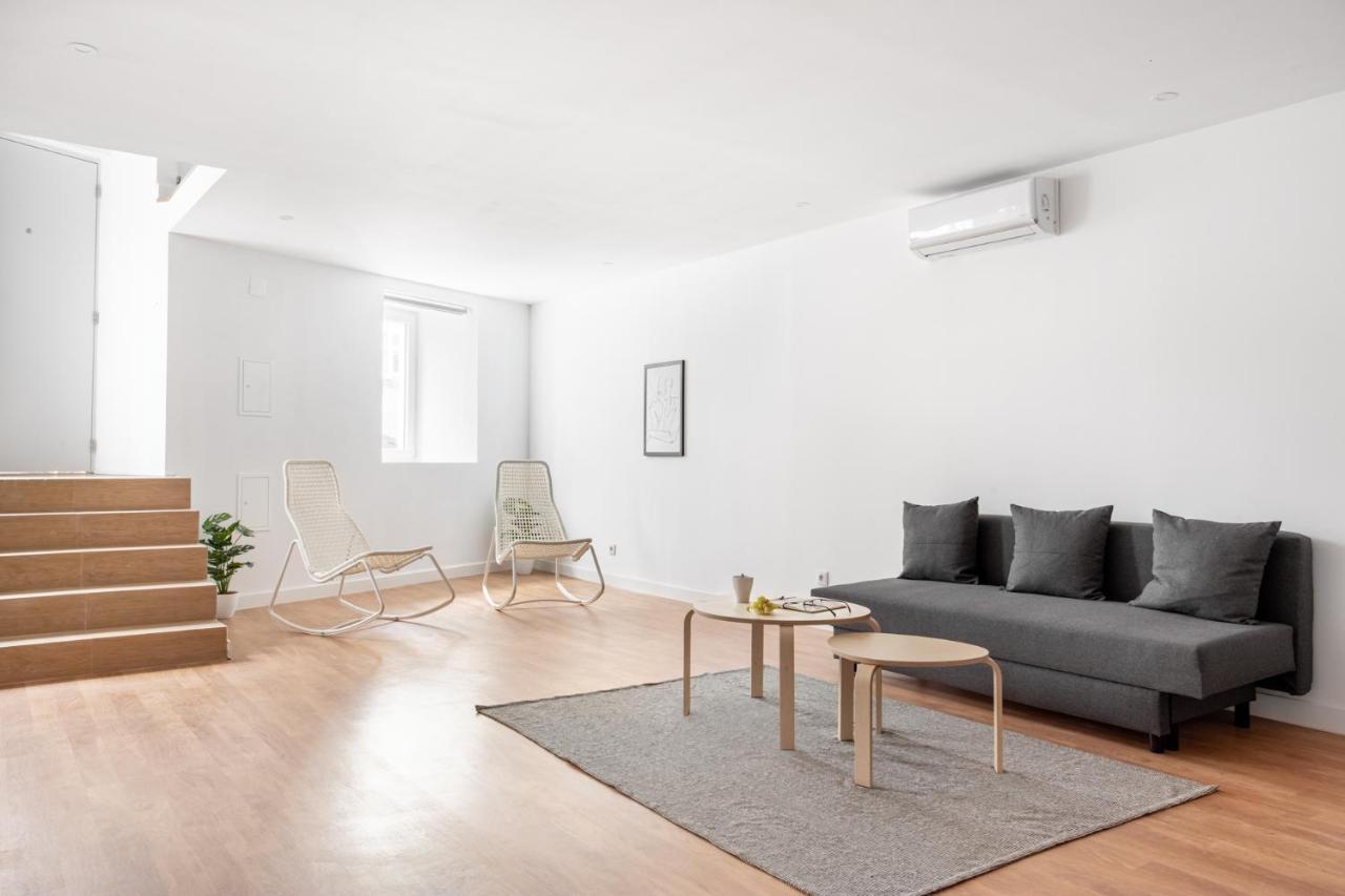 Altido Stylish 2-level Flats Near Ajuda Palace Lissabon