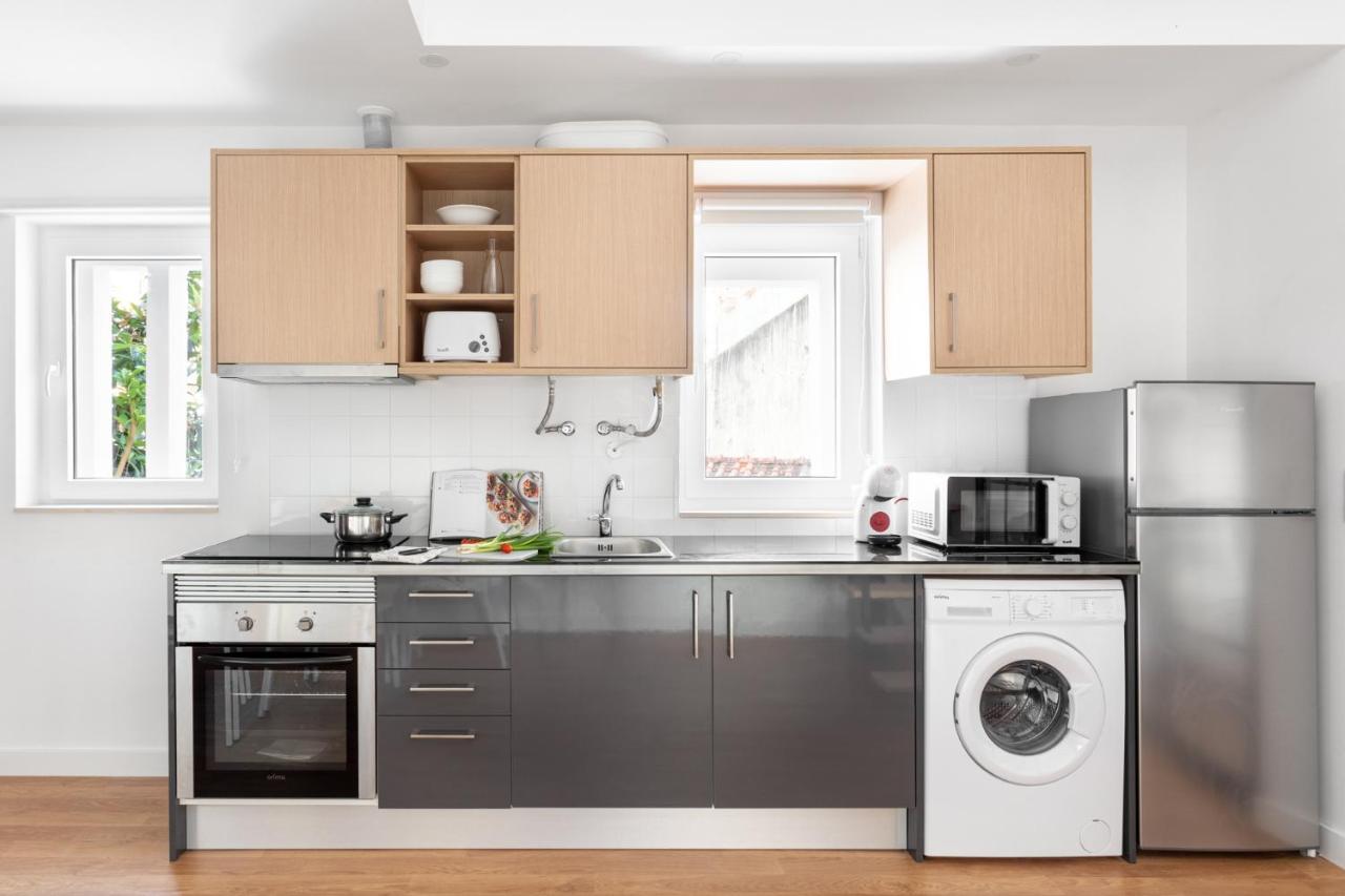 Altido Stylish 2-level Flats Near Ajuda Palace * Lissabon