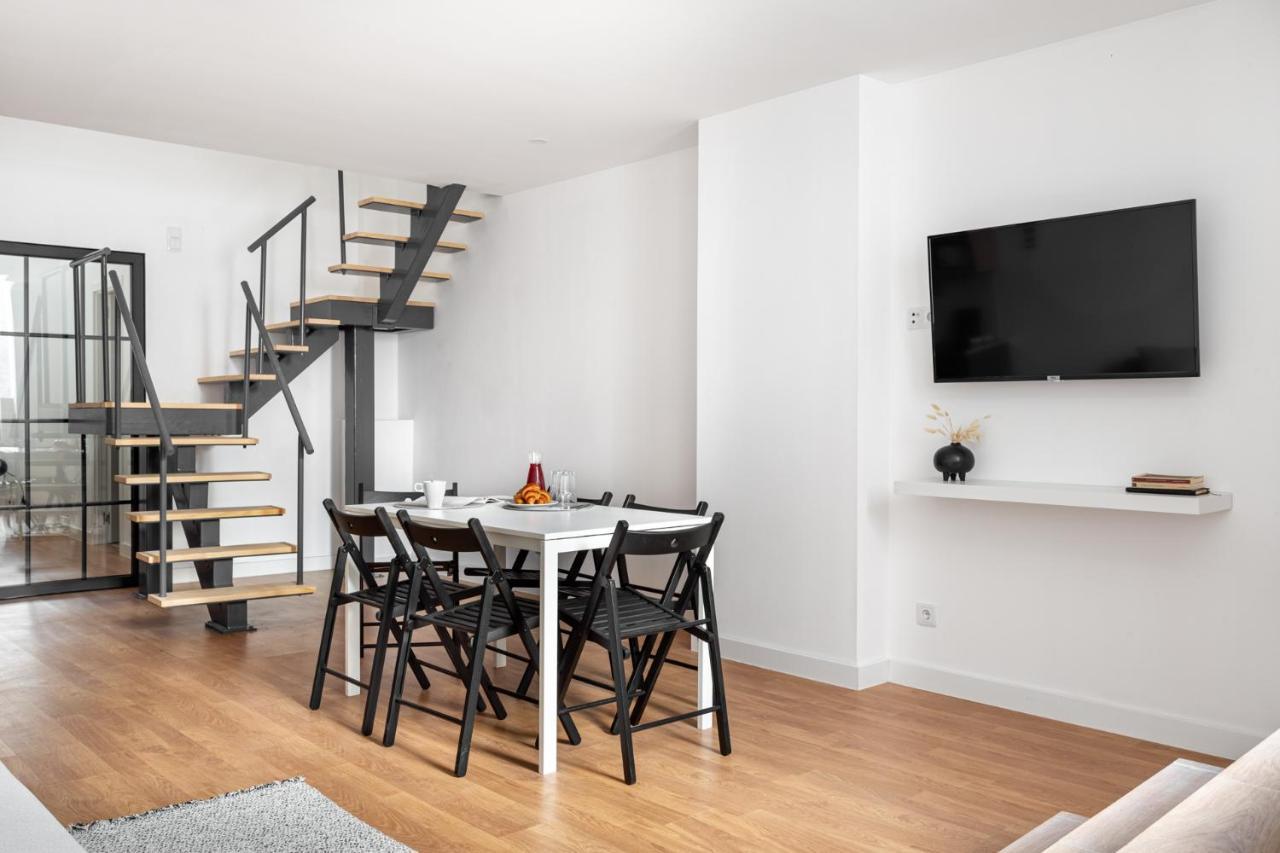 Altido Stylish 2-level Flats Near Ajuda Palace Appartement Lissabon
