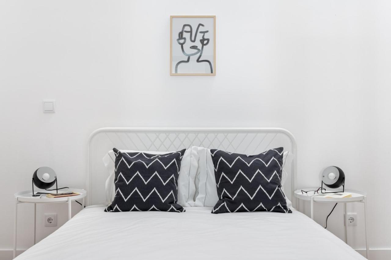 Altido Stylish 2-level Flats Near Ajuda Palace