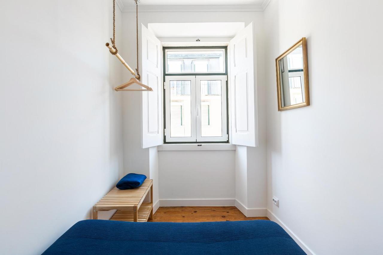 Apartment White & Blue Vintage In Graca Lissabon