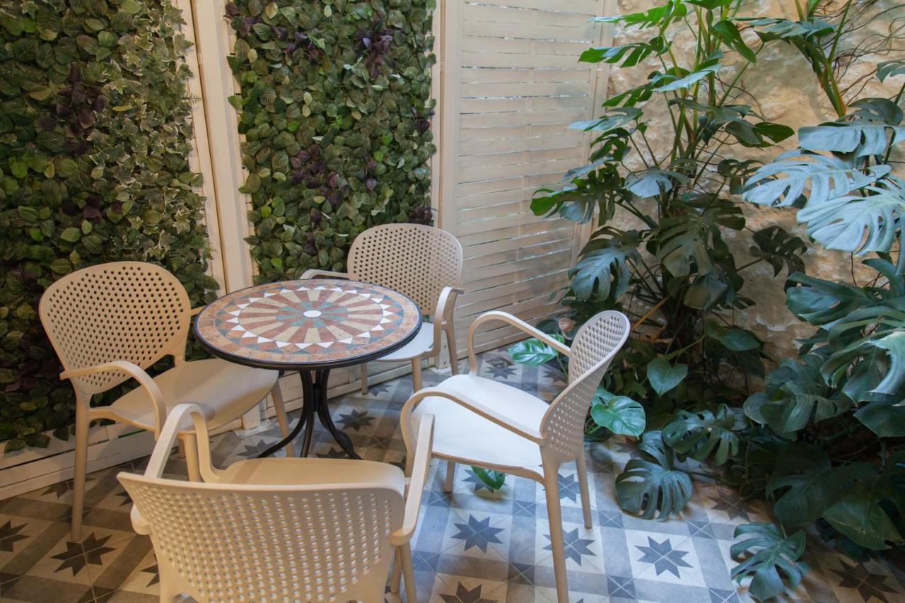 Flh Lapa Design With Terrace * Lisboa