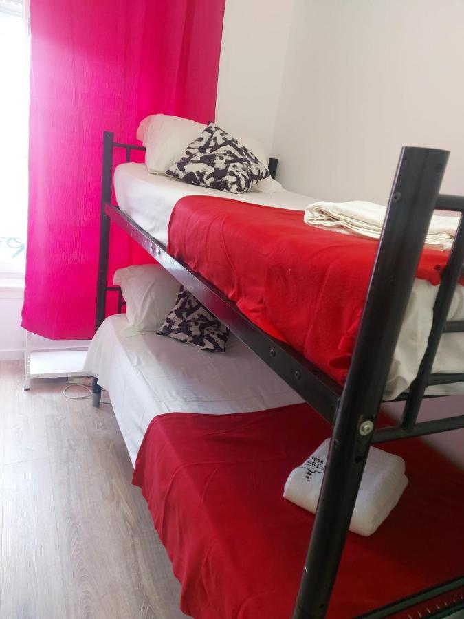 Hostel D&n Hospedagem-almirante *
