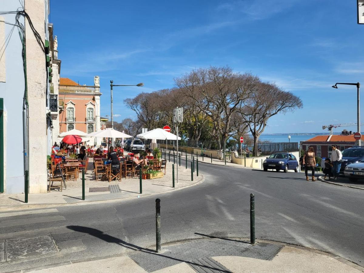 Pilar - Alfama River View *