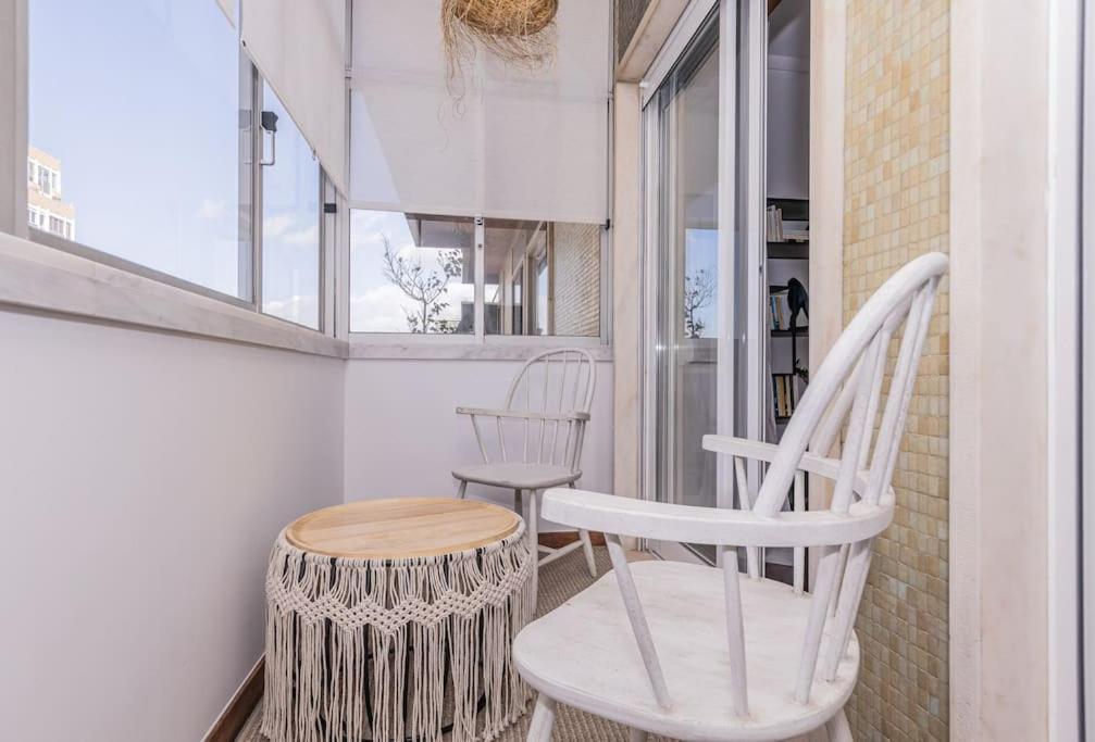 Cozy 3 Bedroom In Front Of The Subway Appartement