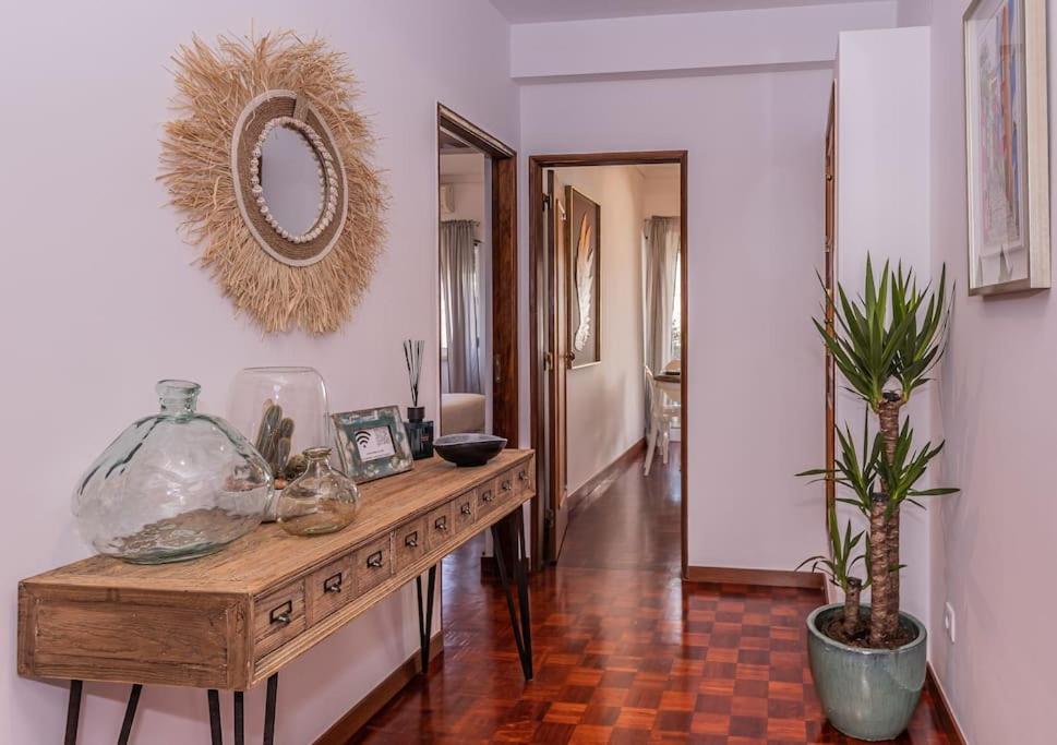 Cozy 3 Bedroom In Front Of The Subway Apartment Lissabon
