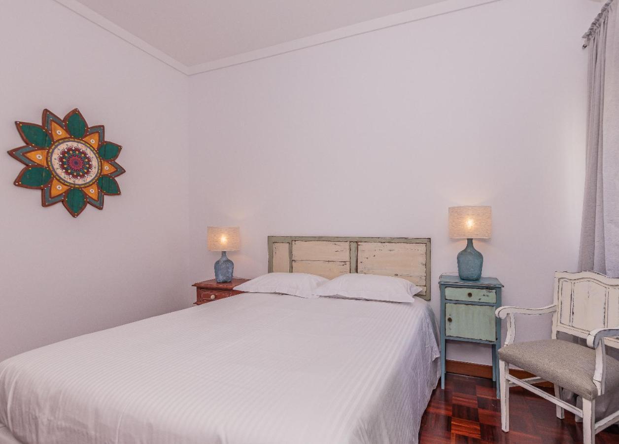 Cozy 3 Bedroom In Front Of The Subway *