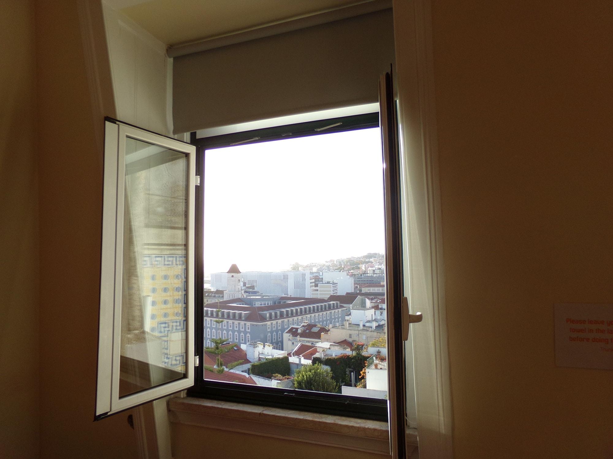 Lisb'on * Lissabon