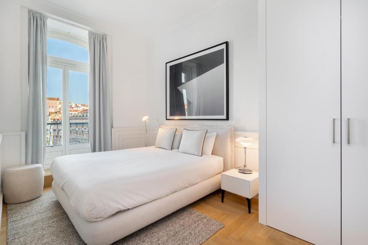 Whome The Boulevard Prime Location With Ac & Elevator *
