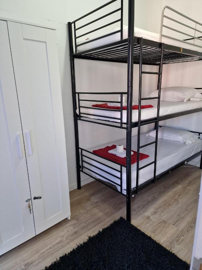 Hostel D&n Hospedagem-almirante *
