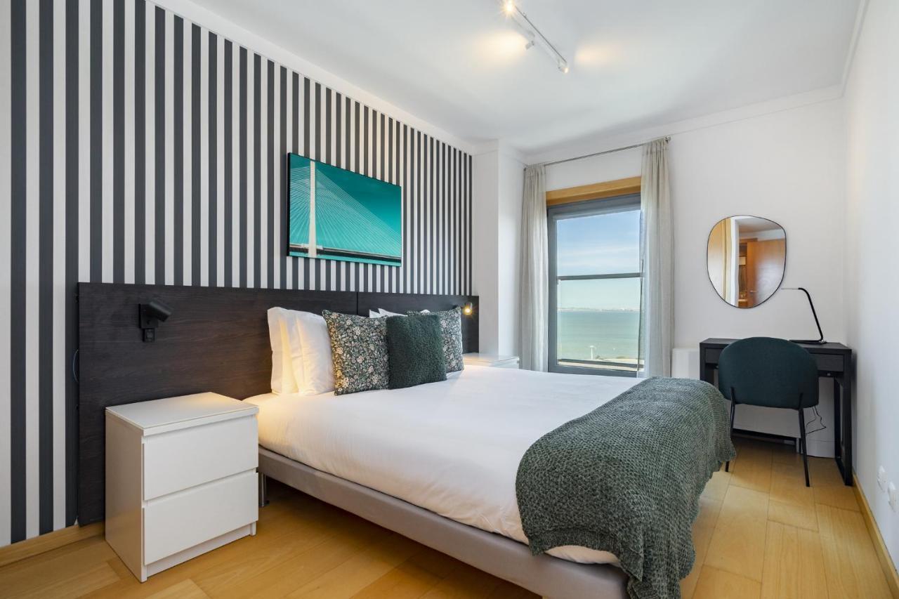 Whome Panoramic View With Elevator, Ac, Garage Perfect For Families & Business Travellers Appartement Lissabon