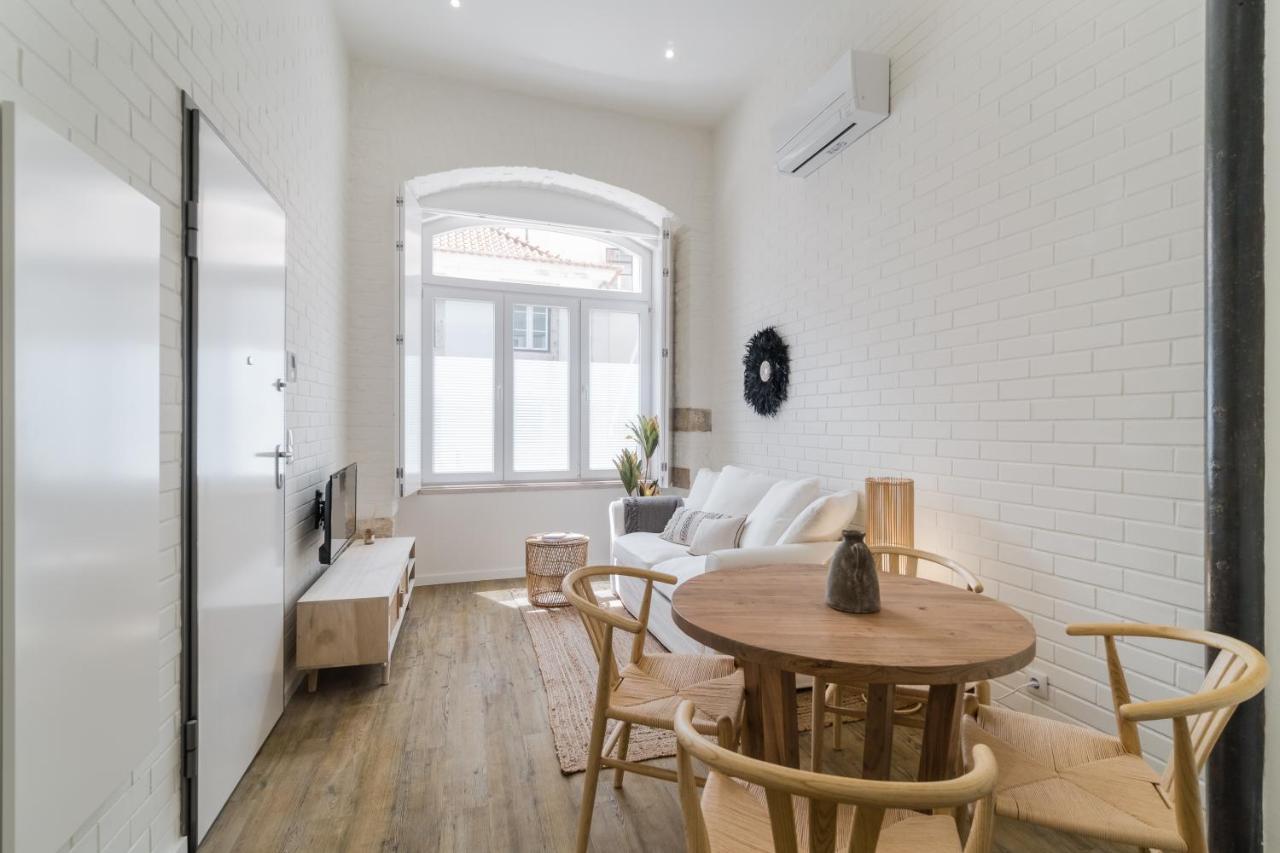 Casa Boma - Design With Private Vegetal Terrace - Lapa Vii Lisboa